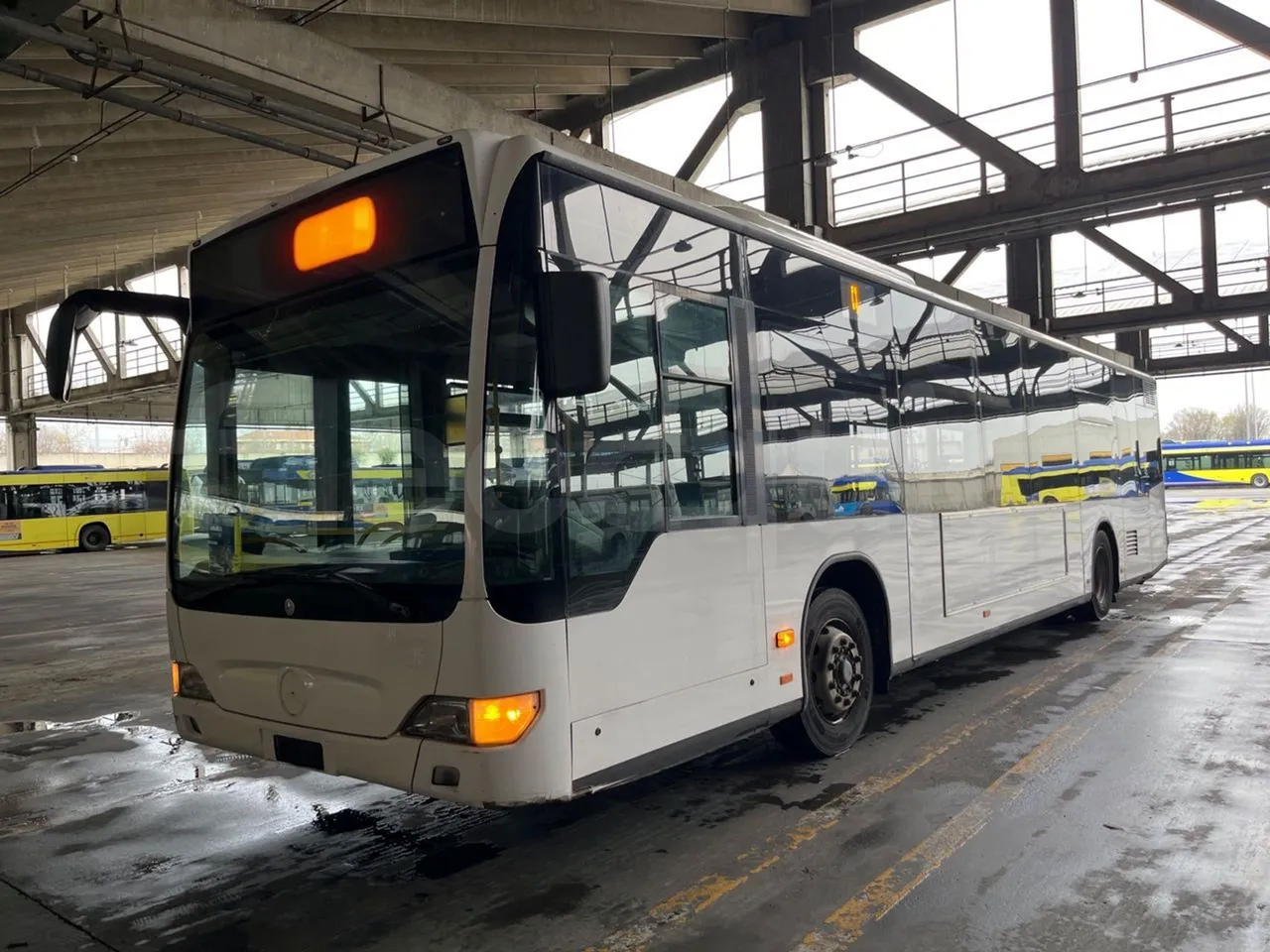 Mercedes-Benz Citaro O530 - Euro5 - 205kW - 12mt - 3/4 front left