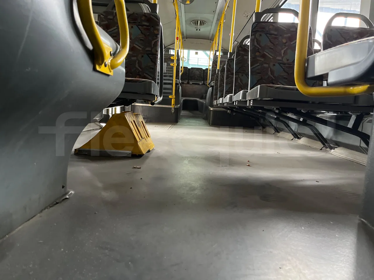 Mercedes-Benz Citaro O530 - Euro5 - 205kW - 12mt - seat brackets photo