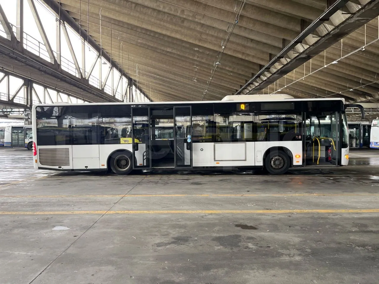 Mercedes-Benz Citaro O530 - Euro5 - 205kW - 12mt - right side doors open