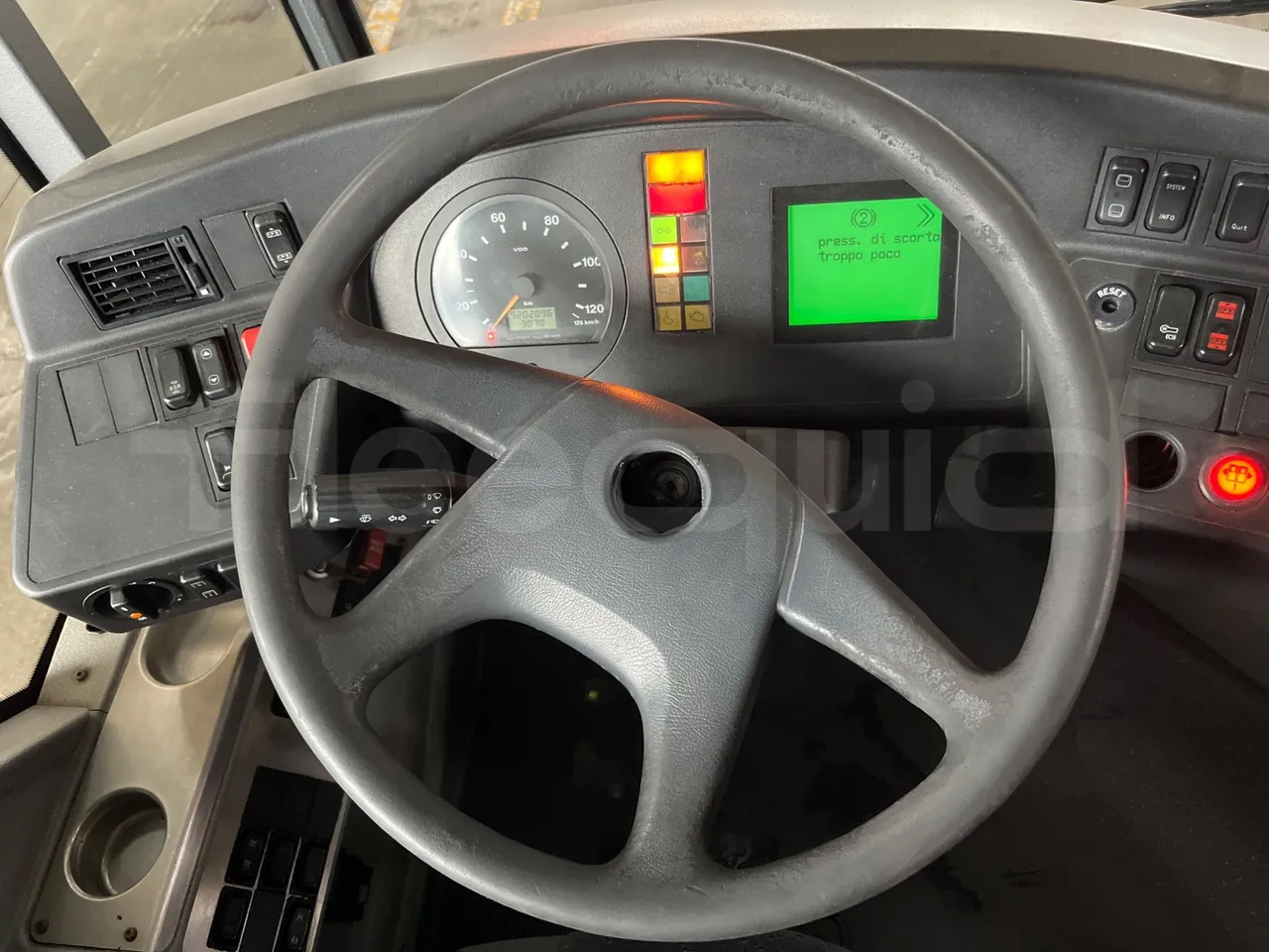 Mercedes-Benz Citaro O530 - Euro5 - 205kW - 12mt - steering wheel photo