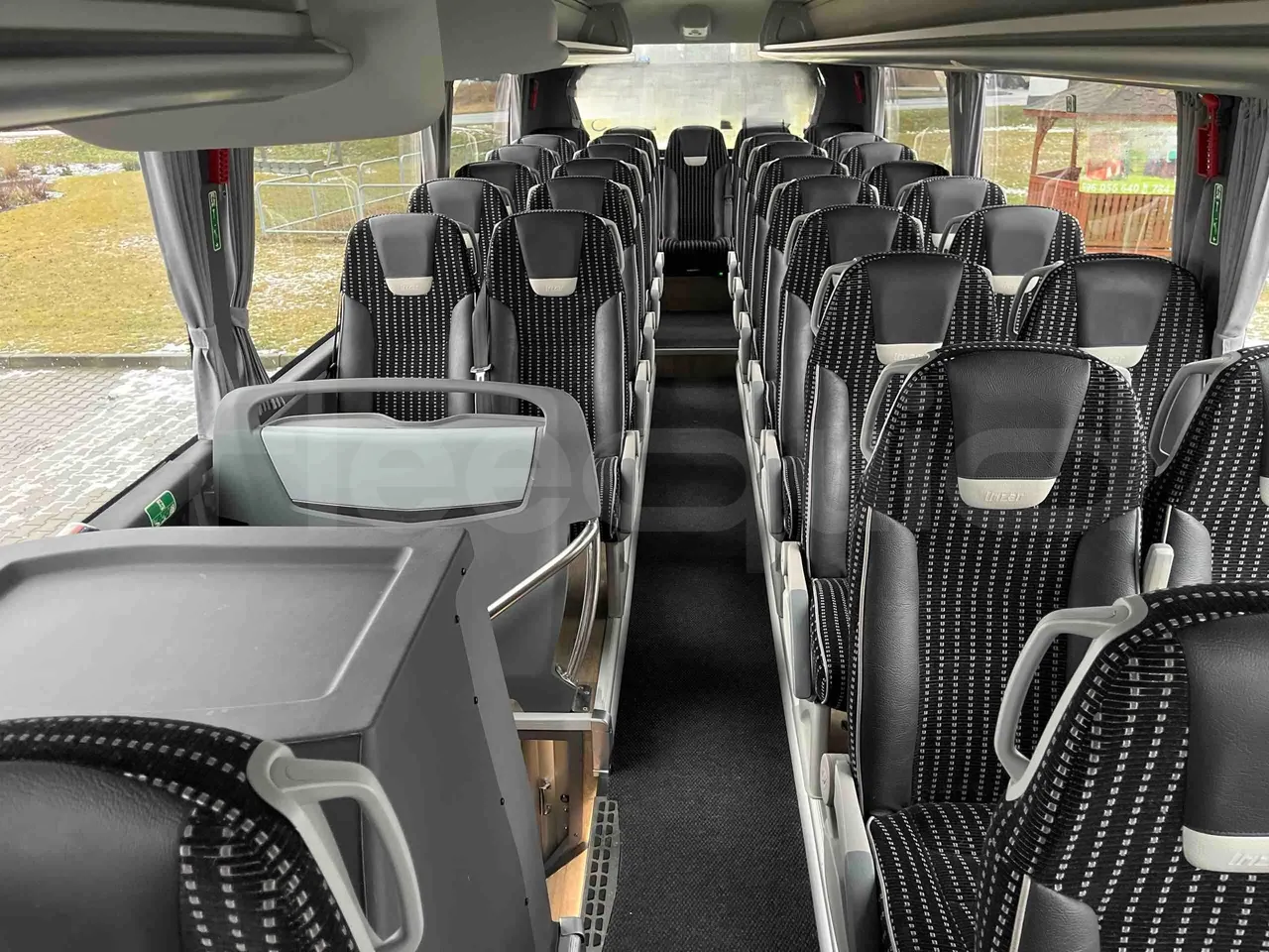 Irizar i6 12.35 - EUR6 - 331kW - 12.200m - reverse view middle aisle