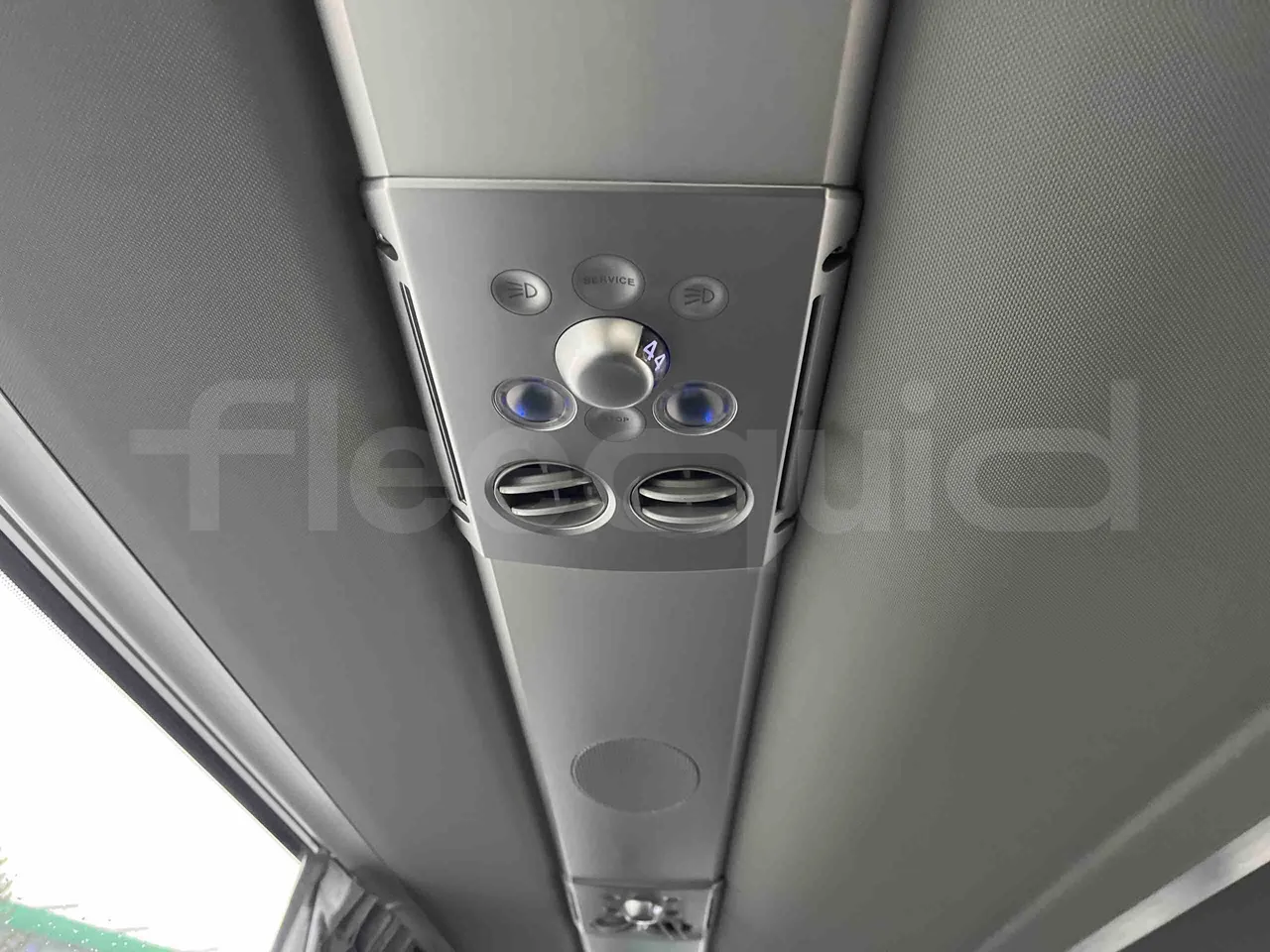 Irizar i6 12.35 - EUR6 - 331kW - 12.200m - overhead compartments photo
