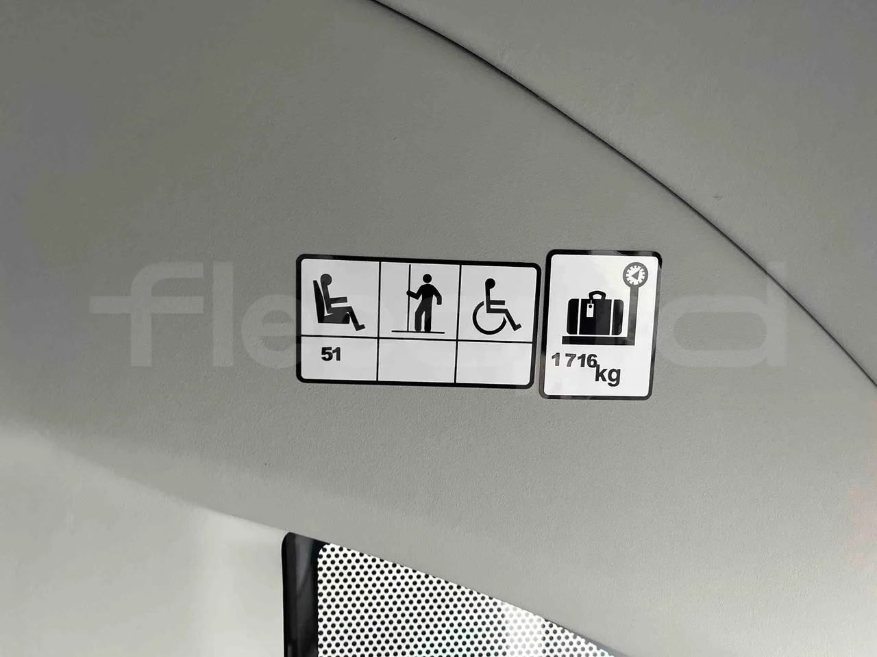 Irizar i6 12.35 - EUR6 - 331kW - 12.200m - seat plate photo