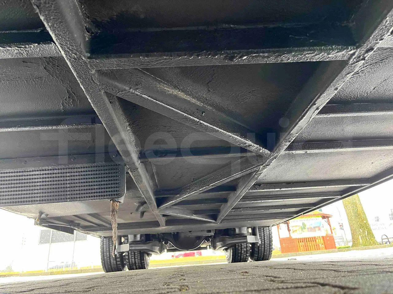 Irizar i6 12.35 - EUR6 - 331kW - 12.200m - central undercarriage photo