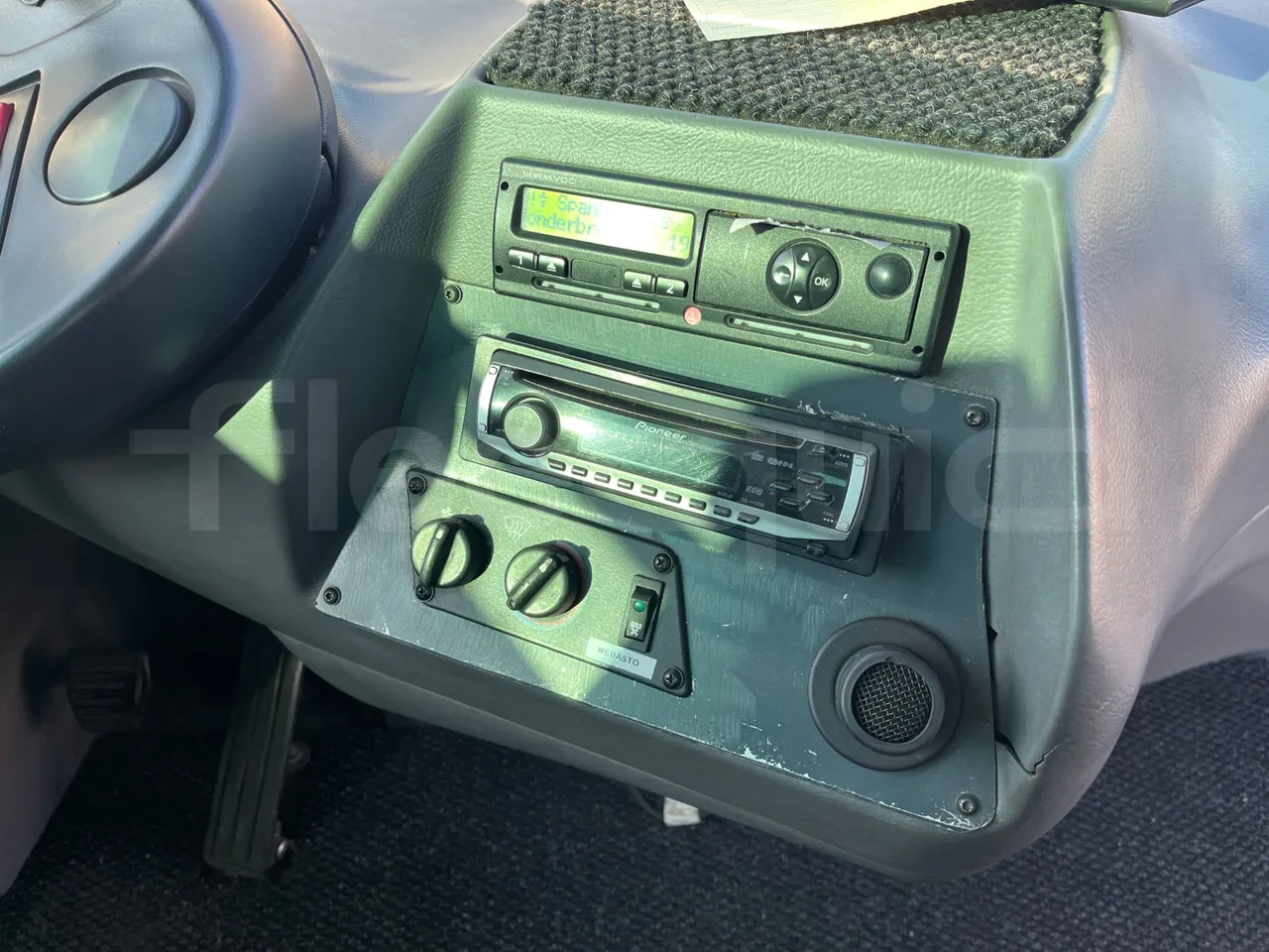 Man A91 Carrier - EUR4 - 206kW - 12.700m - driver microphone accessories photo