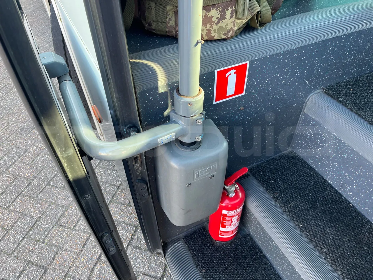 Man A91 Carrier - EUR4 - 206kW - 12.700m - door mechanism photo