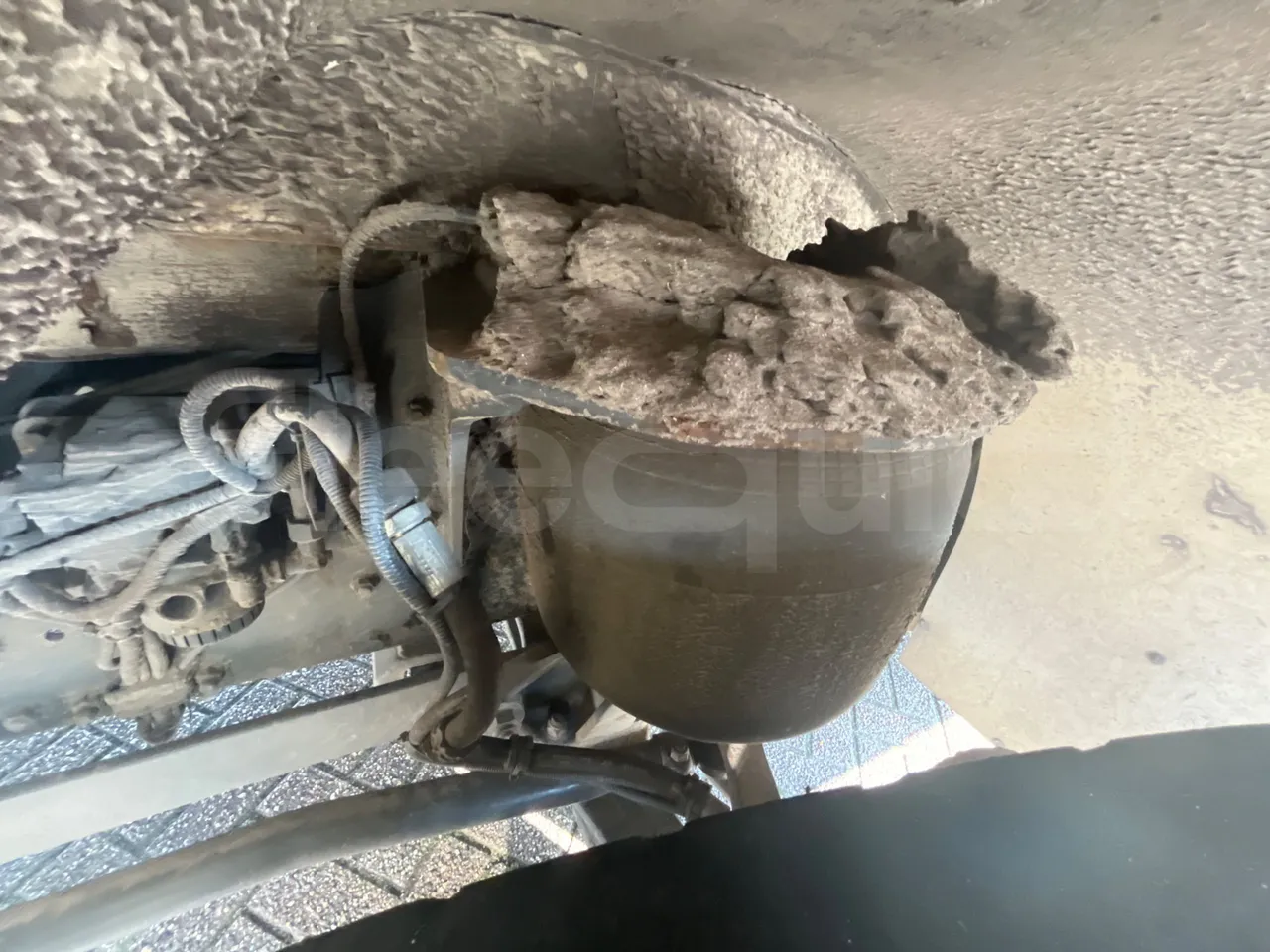 Man A91 Carrier - EUR4 - 206kW - 12.700m - front air springs left