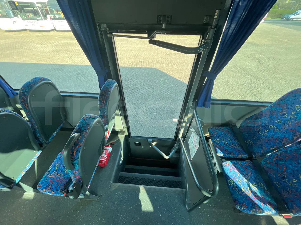 Man A91 Carrier - EUR4 - 206kW - 12.700m - handrails photo