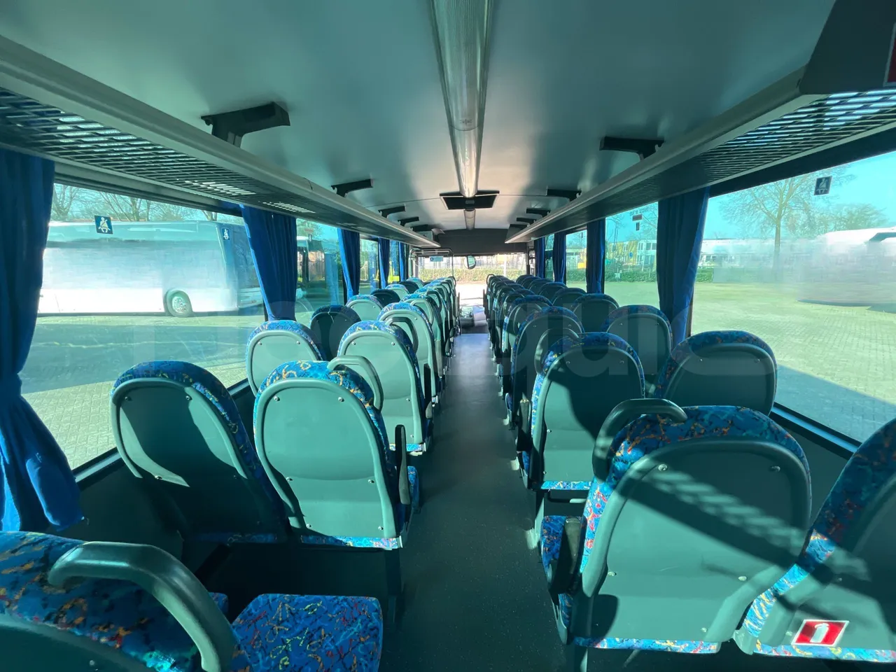 Man A91 Carrier - EUR4 - 206kW - 12.700m - forward view middle aisle