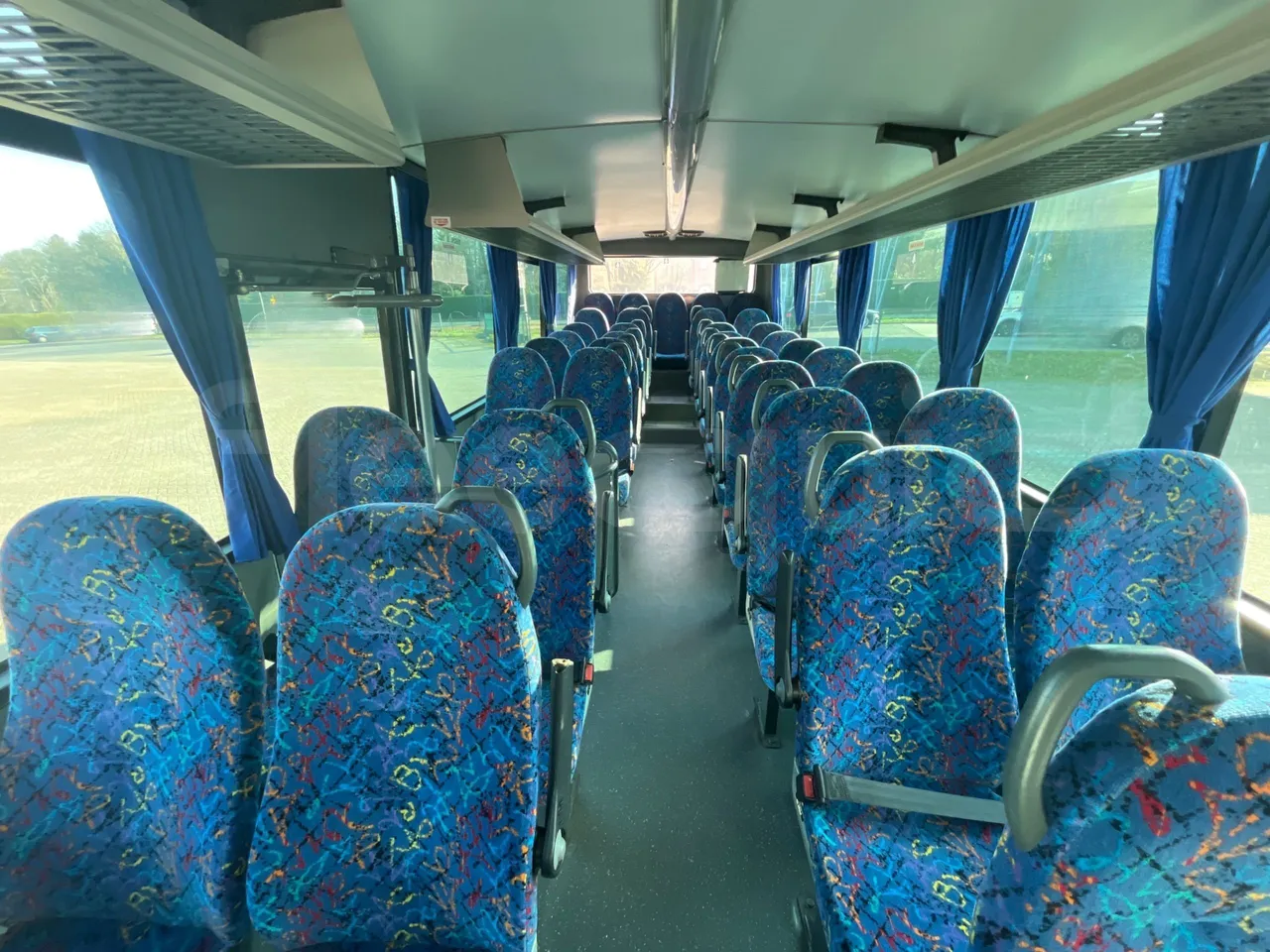 Man A91 Carrier - EUR4 - 206kW - 12.700m - reverse view middle aisle