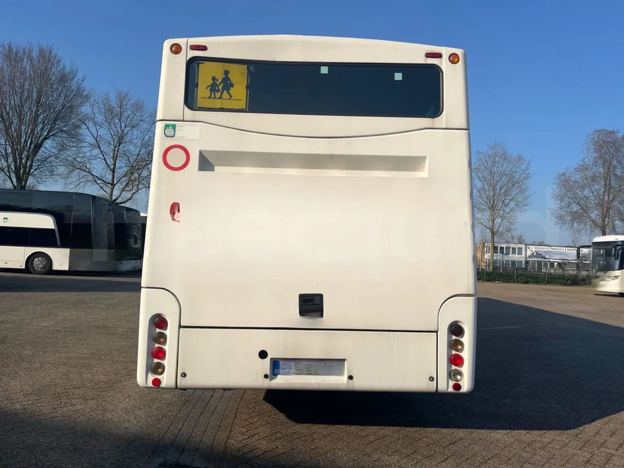 Man A91 Carrier - EUR4 - 206kW - 12.700m - rear hatch closed