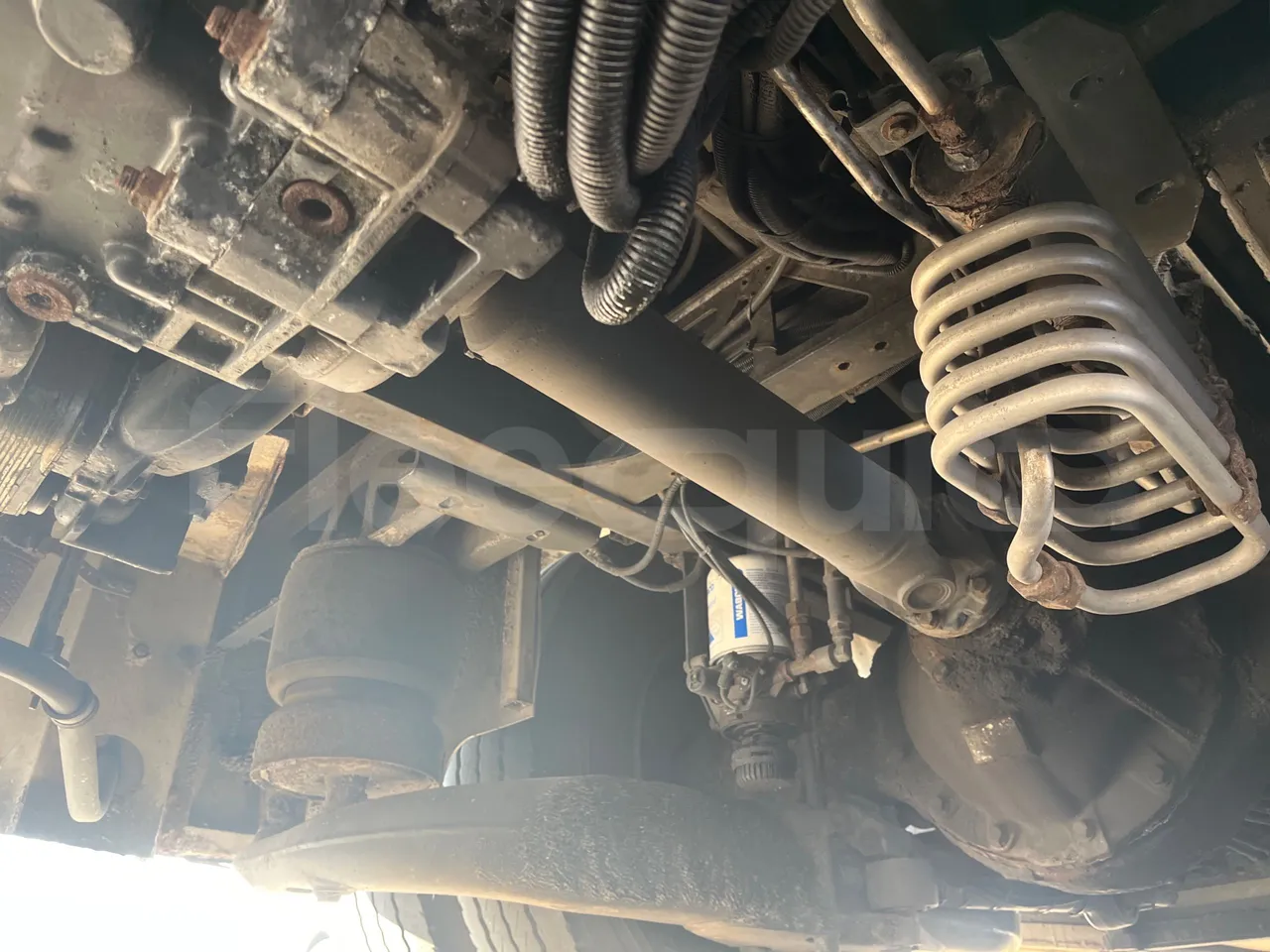 Man A91 Carrier - EUR4 - 206kW - 12.700m - axel 3 shock absorbers 1 right