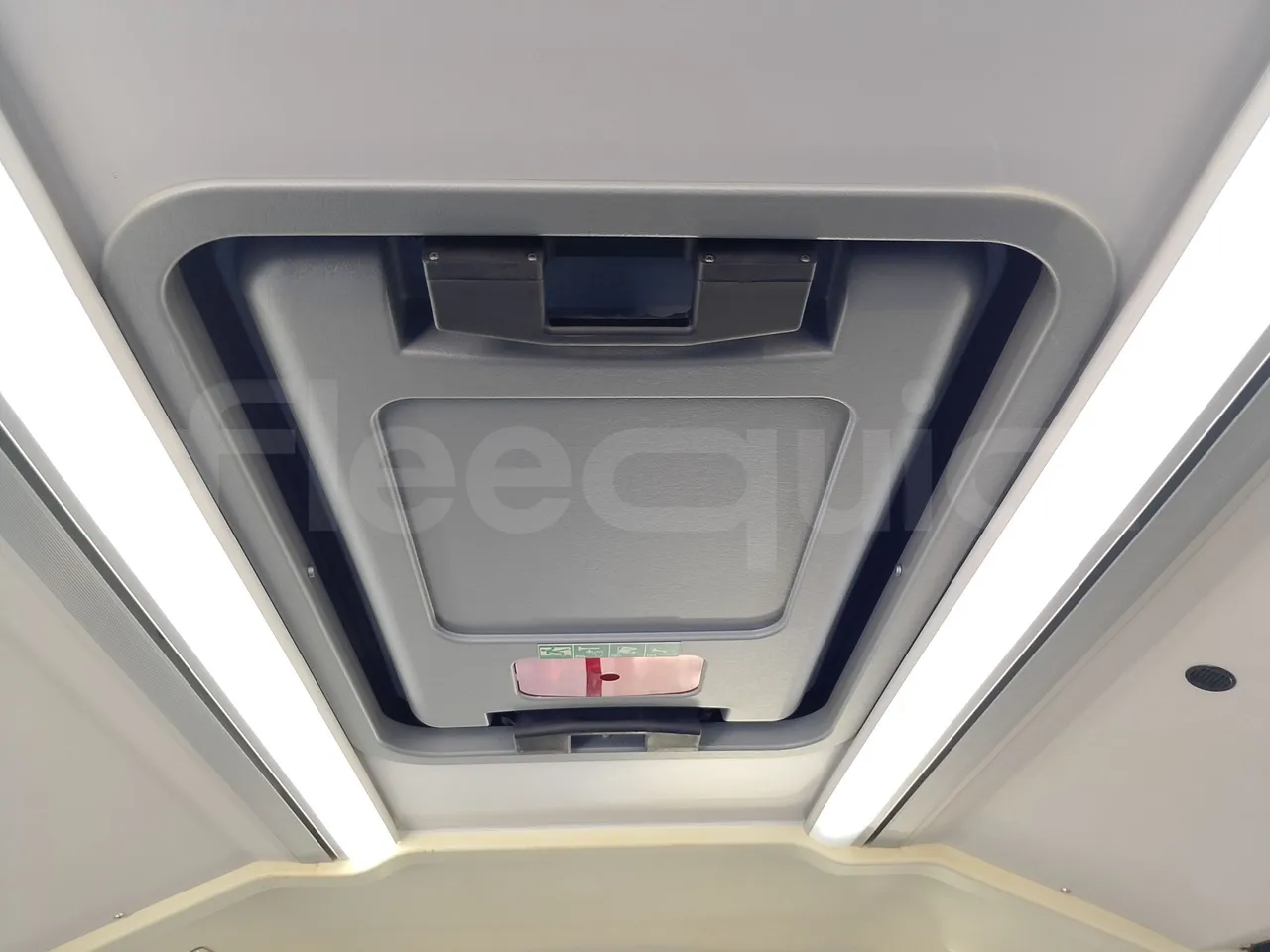 Iveco Indcar WGIVMY11 MOBI SCUOLABUS - EUR6 - 100Kw - 8,592m - roof hatch 1