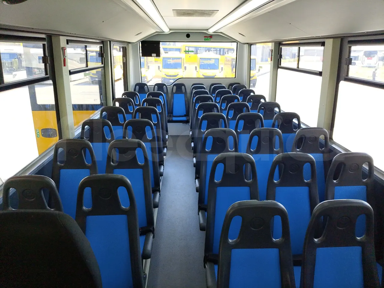 Iveco Indcar WGIVMY11 MOBI SCUOLABUS - EUR6 - 100Kw - 8,592m - interior reverse seats driver height (mandatory for bus to scrap)
