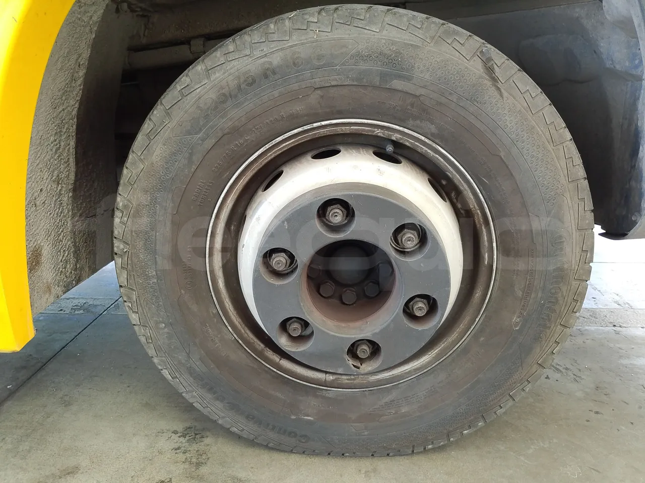 Iveco Indcar WGIVMY11 MOBI SCUOLABUS - EUR6 - 100Kw - 8,592m - front left tire measurements