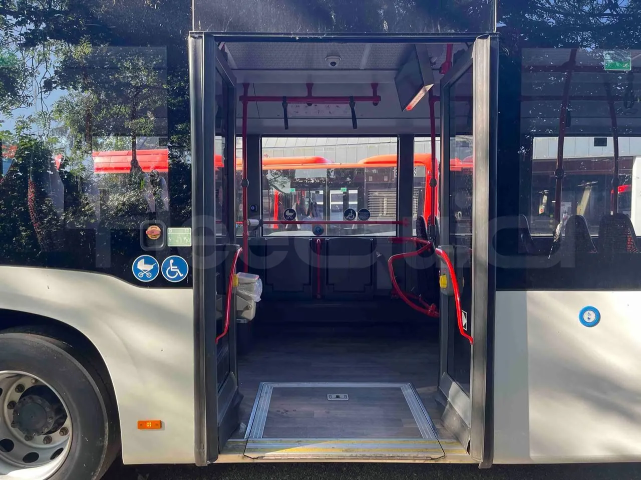 Mercedes-Benz Citaro - Second Door Open