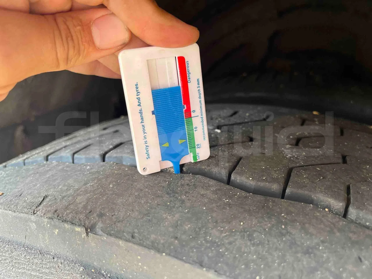 Mercedes-Benz Citaro - First Axle Left Side: Tyre Size