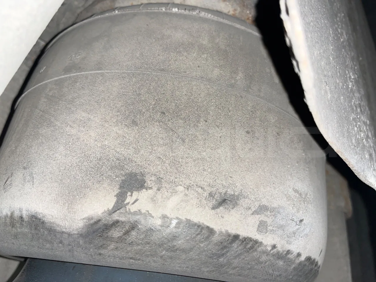 Volvo B12B DH12D420 - EUR4 -309kW -12.975m - axel 2 air springs 2 left