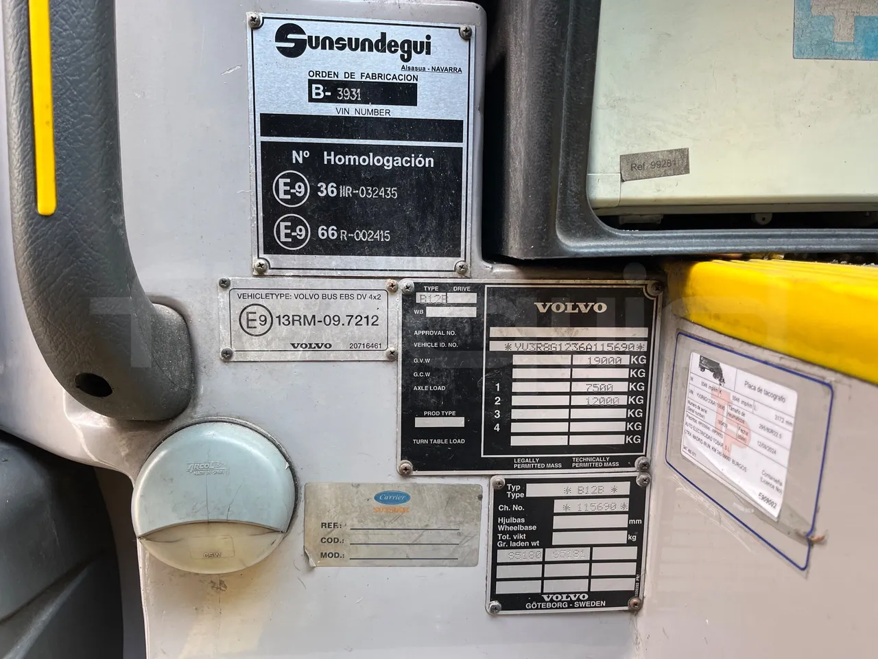 Volvo B12B DH12D420 - EUR4 -309kW -12.975m - onboard devices 3