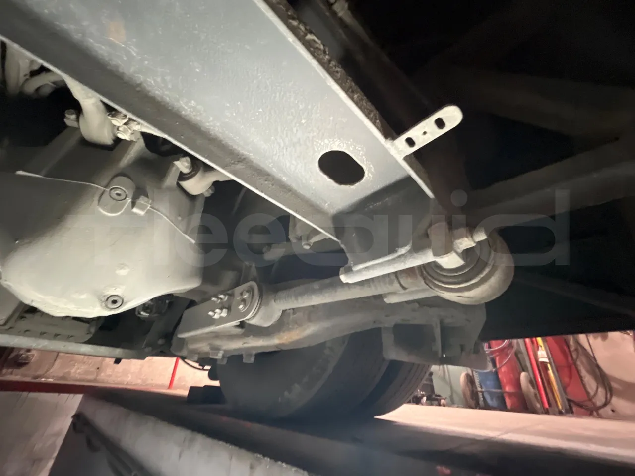 Volvo B12B DH12D420 - EUR4 -309kW -12.975m - axel 3  discs right