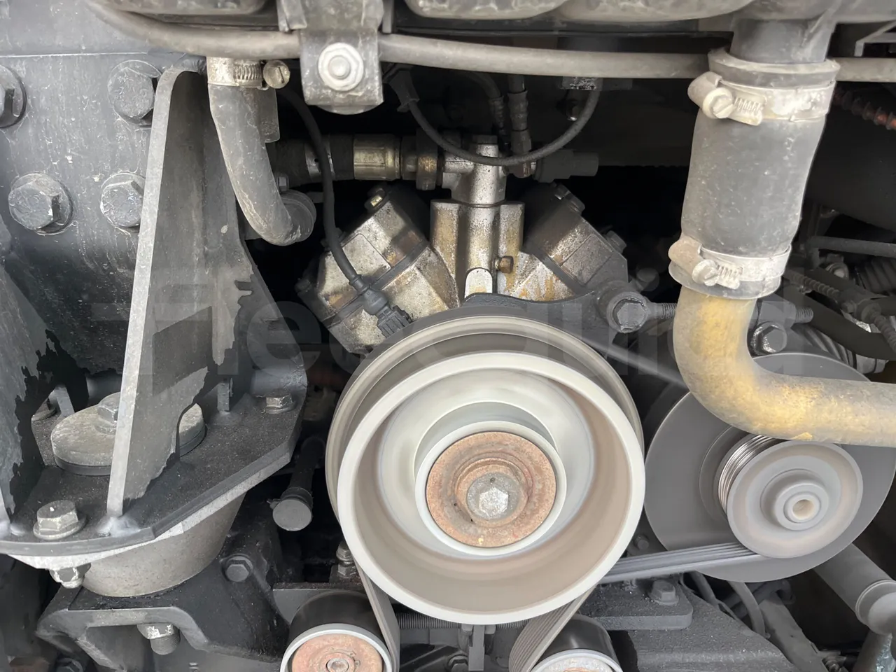 Mercedes-Benz Integro E5 4 - Euro5 - 220kW - 12.140mt - air conditioning compressor