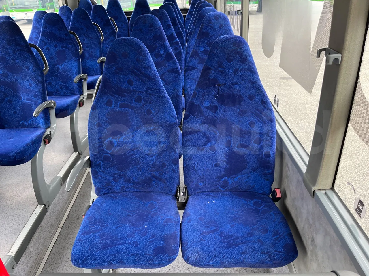 Mercedes-Benz Integro E5 4 - Euro5 - 220kW - 12.140mt - single seat detail