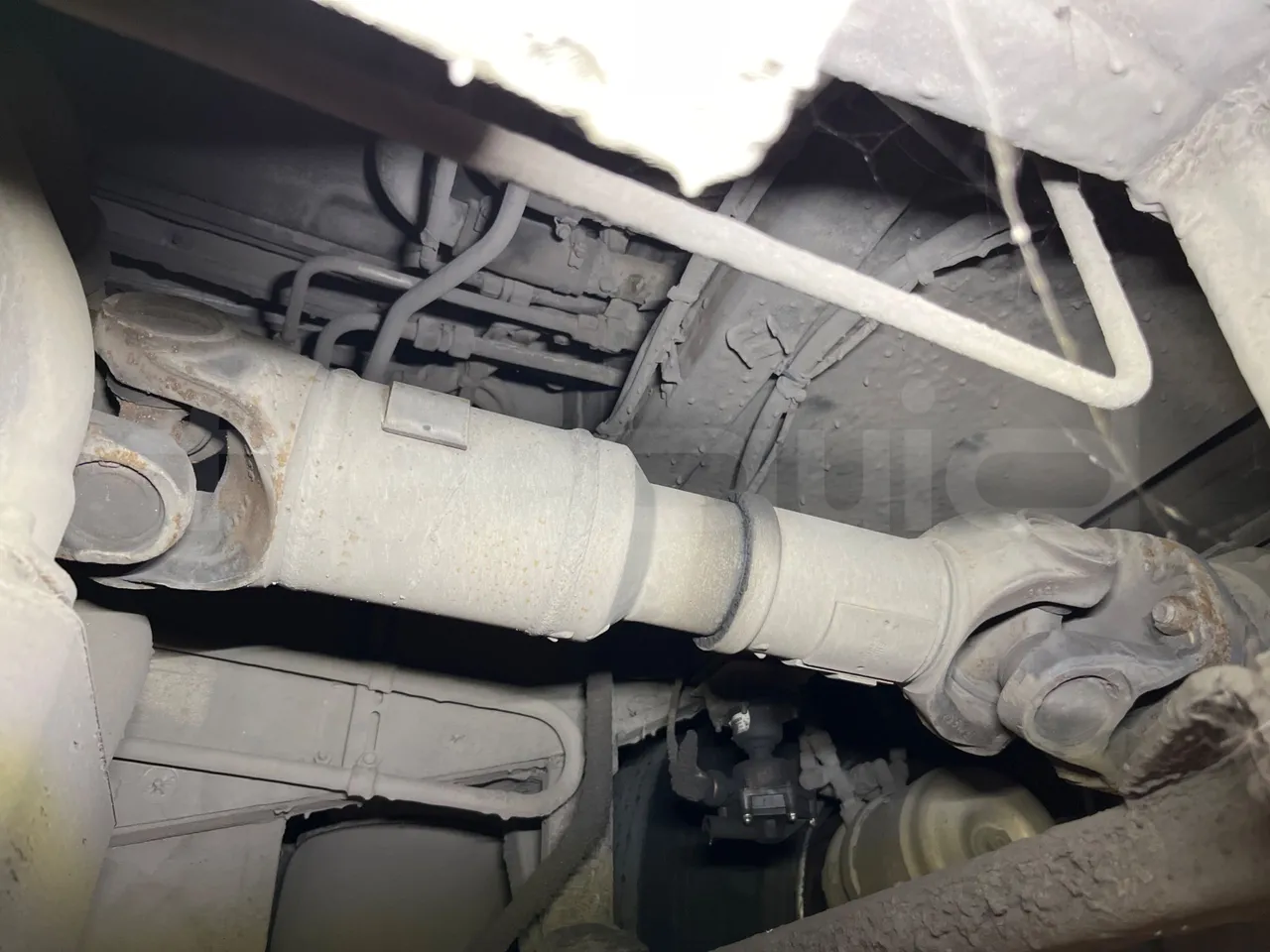 Mercedes-Benz Integro E5 4 - Euro5 - 220kW - 12.140mt - driveshaft photo