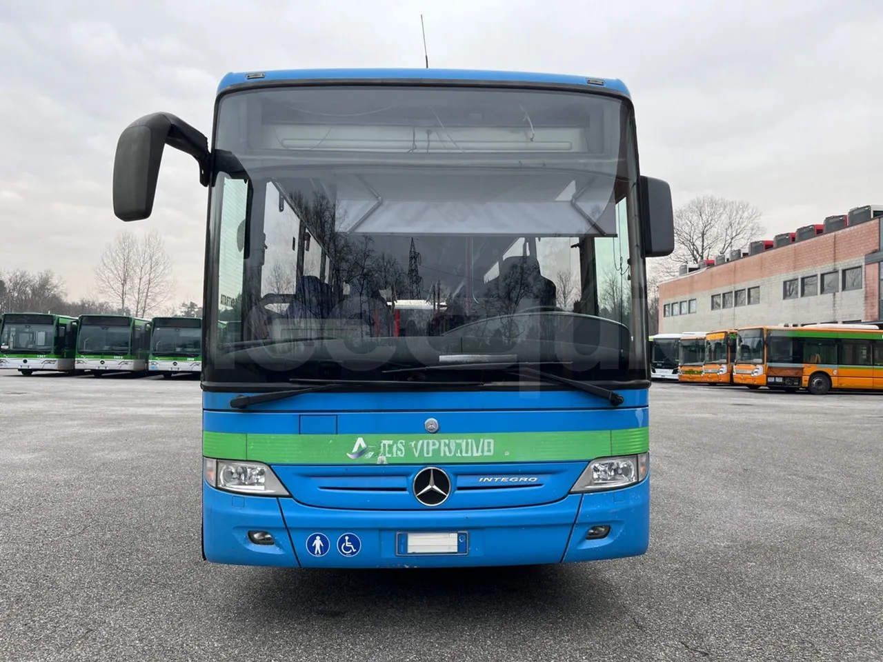 Mercedes-Benz Integro E5 4 - Euro5 - 220kW - 12.140mt - front photo