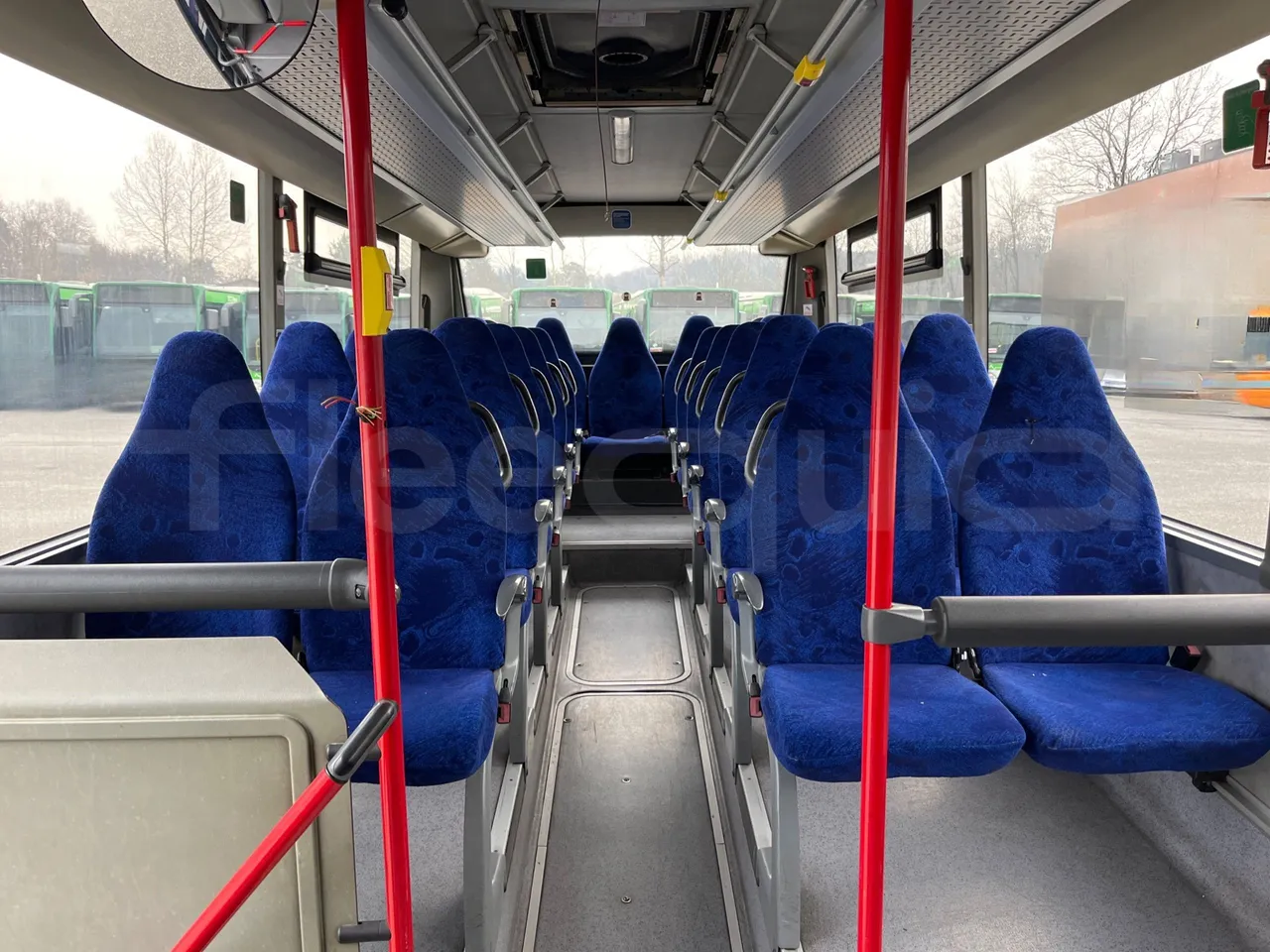 Mercedes-Benz Integro E5 4 - Euro5 - 220kW - 12.140mt - reverse view middle aisle