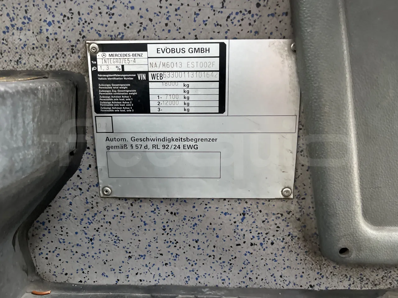 Mercedes-Benz Integro E5 4 - Euro5 - 220kW - 12.140mt - vehicle plate photo