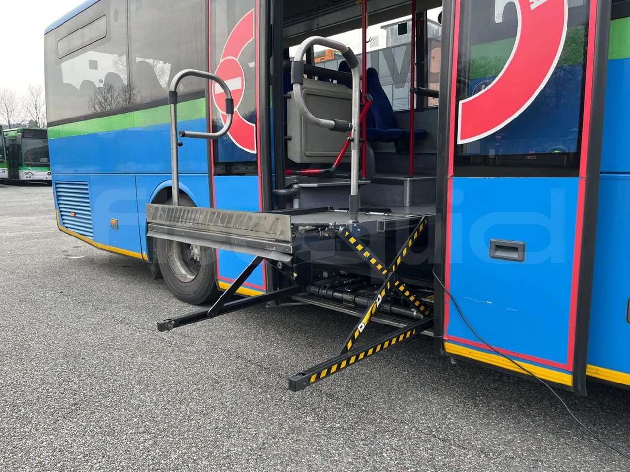 Mercedes-Benz Integro E5 4 - Euro5 - 220kW - 12.140mt - platform open photo