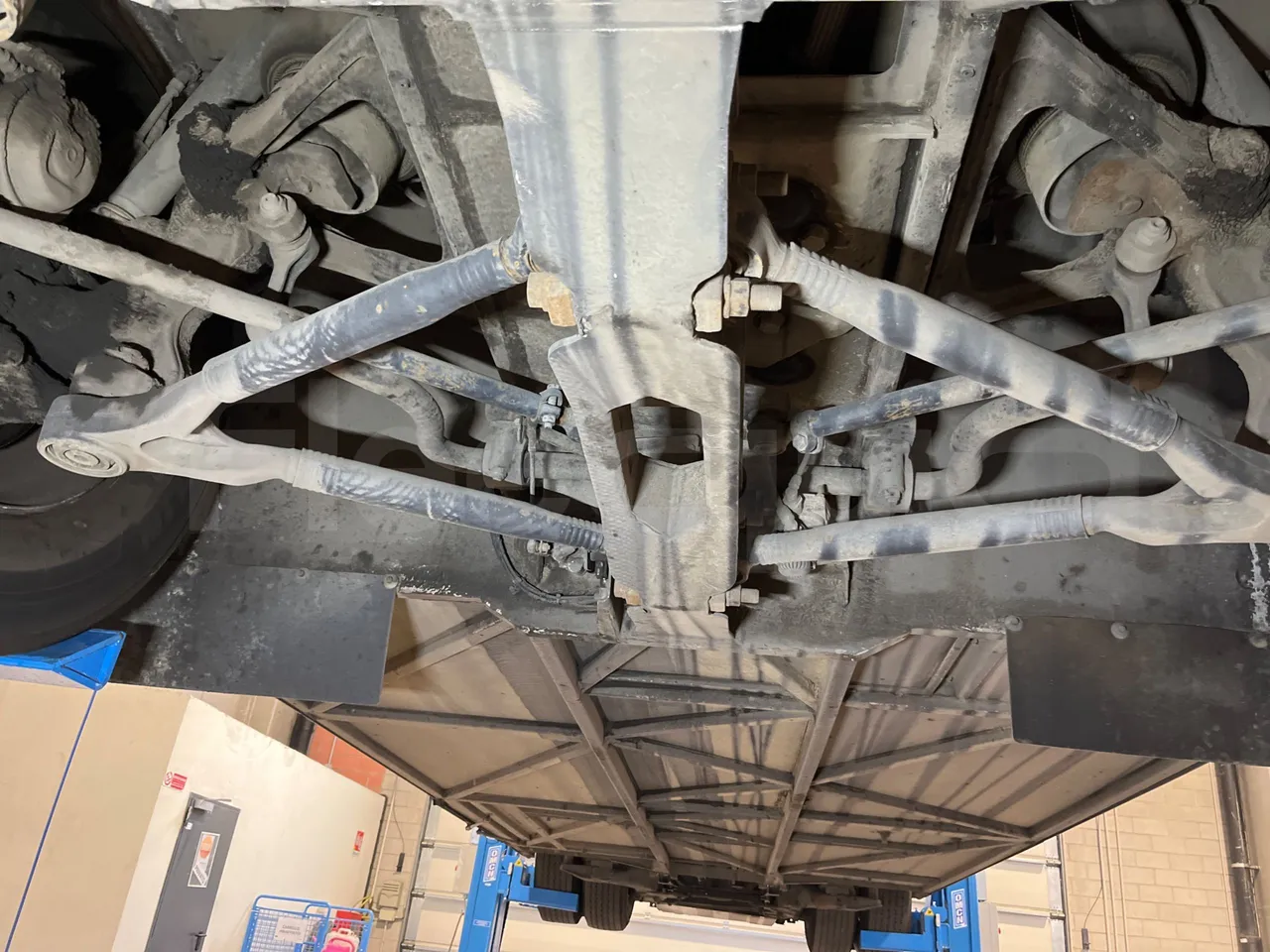 Mercedes-Benz Integro E5 4 - Euro5 - 220kW - 12.140mt - front axle central