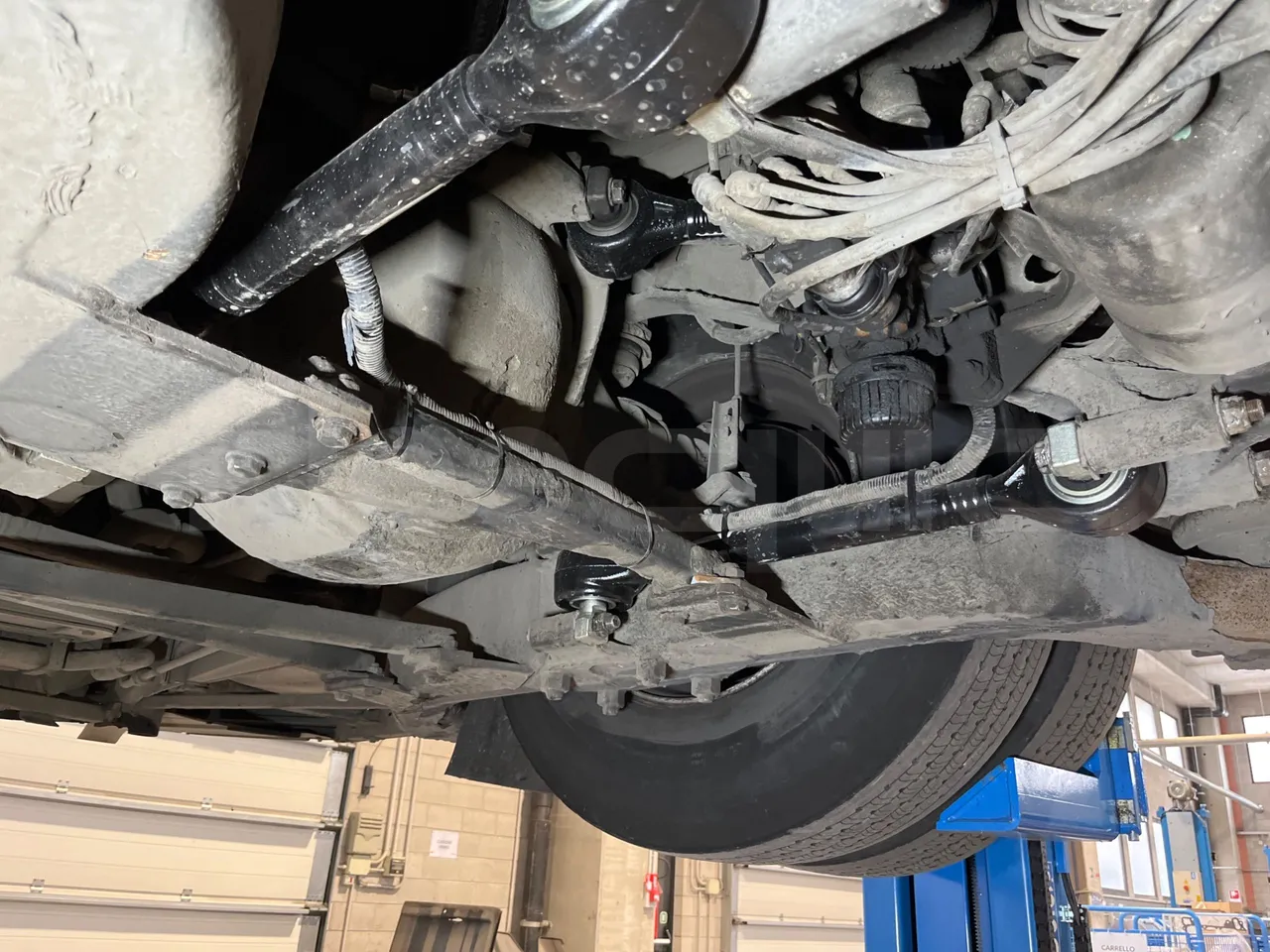 Mercedes-Benz Integro E5 4 - Euro5 - 220kW - 12.140mt - axle 3 left side