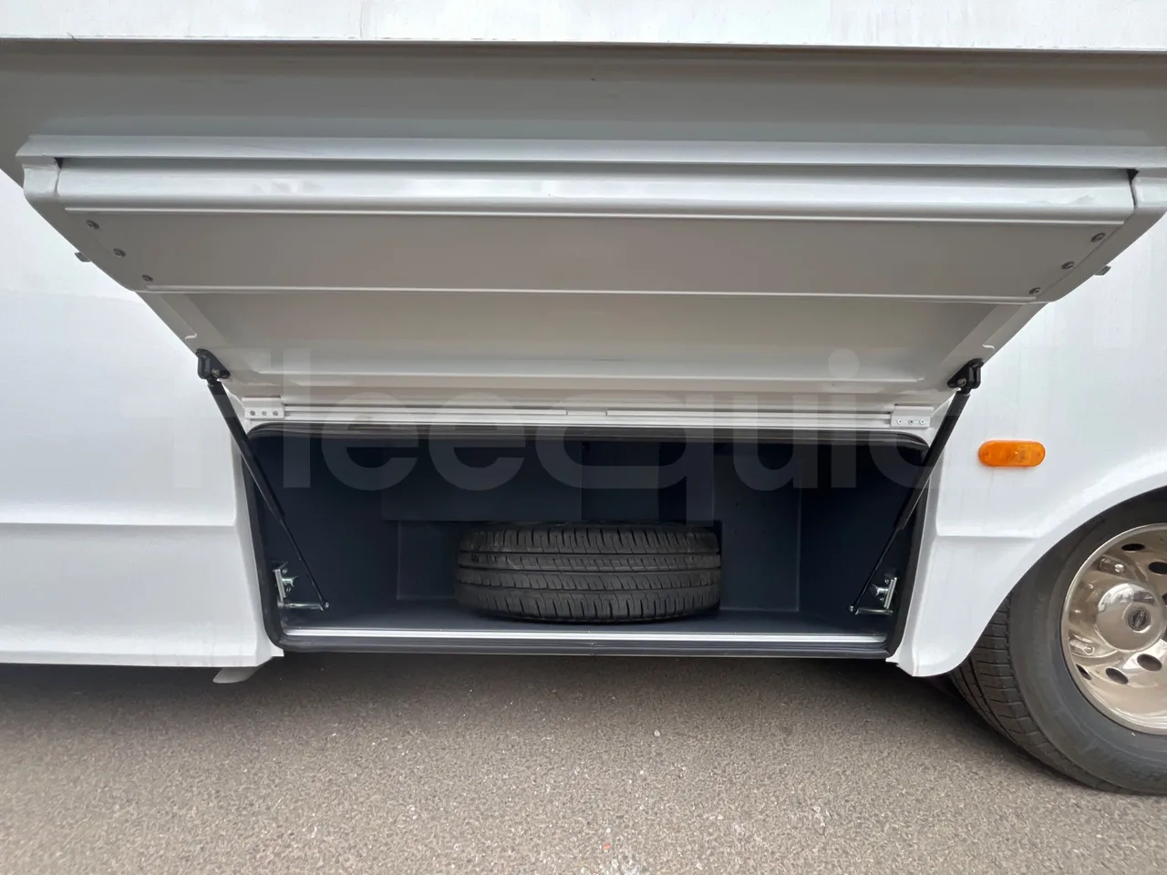 Iveco Indcar WingWGIVMY11 - EUR6 - 152kW - 7.995m - spare wheel