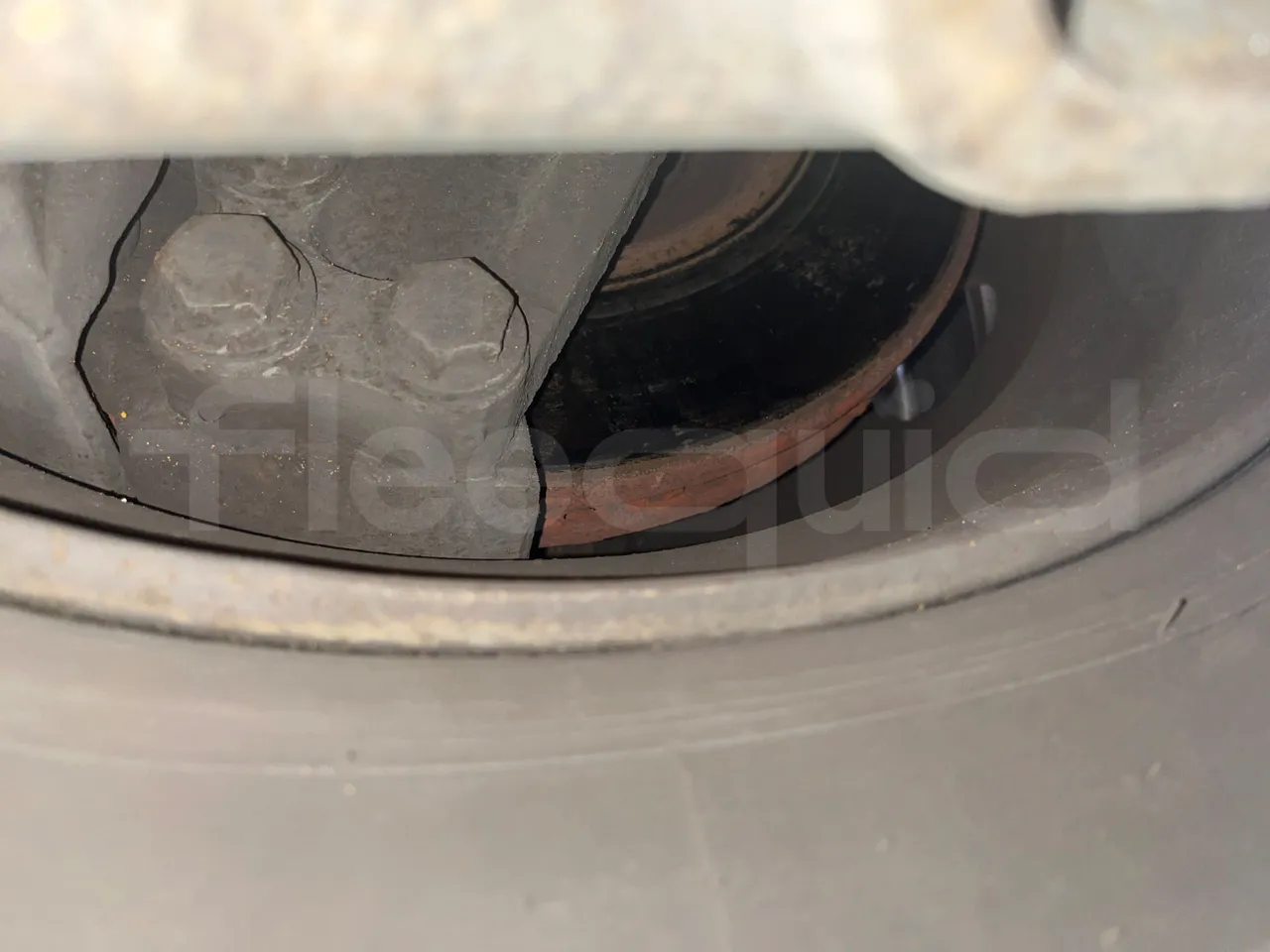 King Long XMQ6130Y 3AL 1AA1A XMQ6130Y 3AL 1AA1A - Euro5 - 287kW - 12.990mt - axle 2 discs left