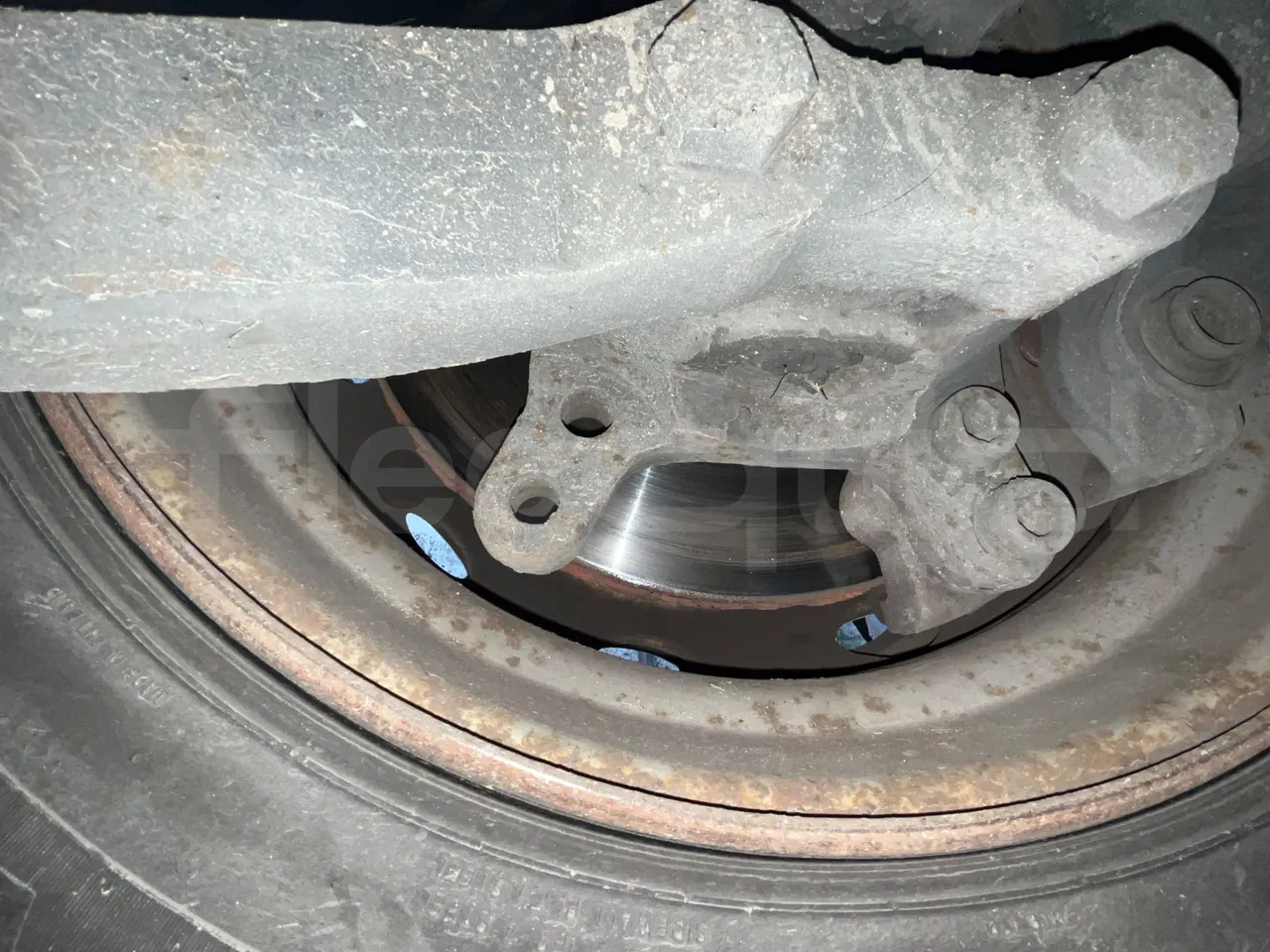 King Long XMQ6130Y 3AL 1AA1A XMQ6130Y 3AL 1AA1A - Euro5 - 287kW - 12.990mt - axel 3  discs right