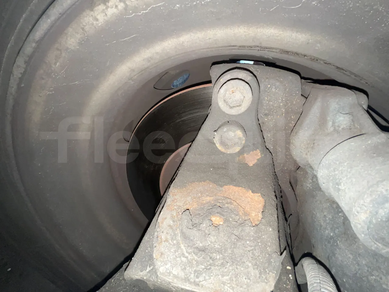 King Long XMQ6130Y 3AL 1AA1A XMQ6130Y 3AL 1AA1A - Euro5 - 287kW - 12.990mt - front discs left