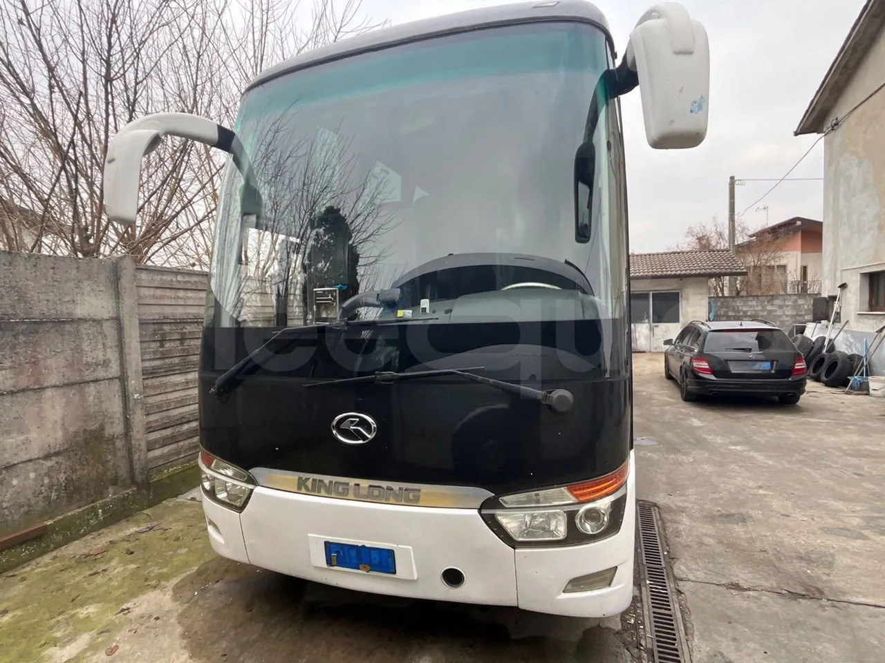 King Long XMQ6130Y 3AL 1AA1A XMQ6130Y 3AL 1AA1A - Euro5 - 287kW - 12.990mt - front photo