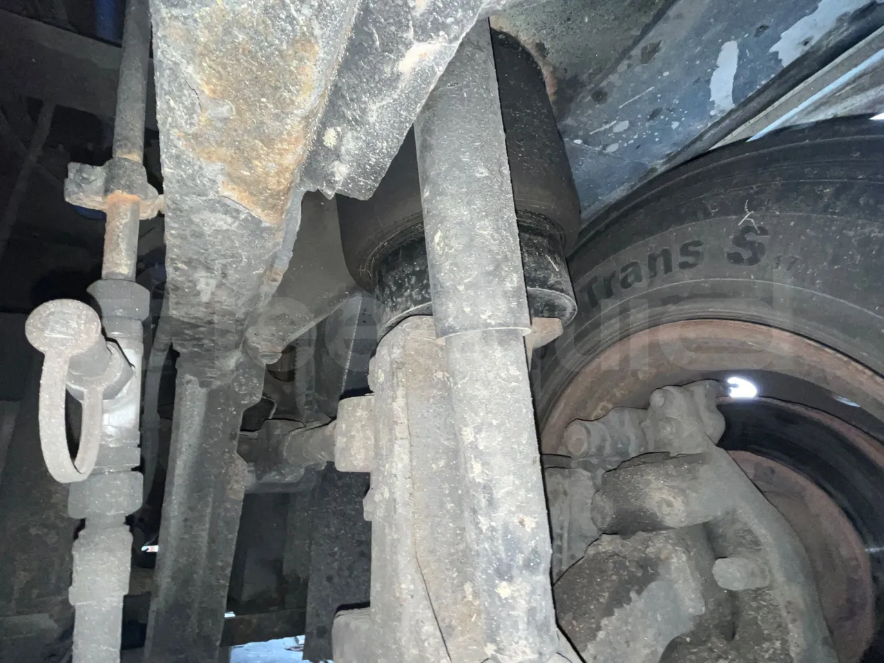 King Long XMQ6130Y 3AL 1AA1A XMQ6130Y 3AL 1AA1A - Euro5 - 287kW - 12.990mt - axel 3 shock absorbers 2 left