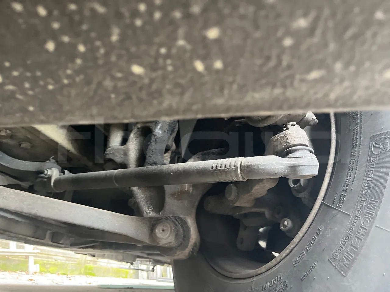 King Long XMQ6130Y 3AL 1AA1A XMQ6130Y 3AL 1AA1A - Euro5 - 287kW - 12.990mt - front axle left side