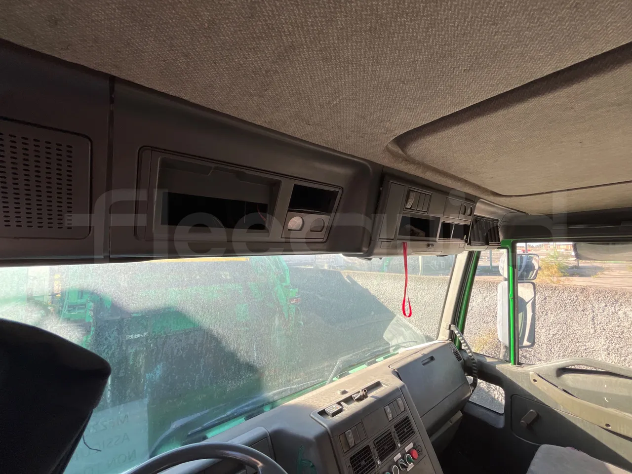 Iveco Magirus 260E27 75 - Euro2 - 200kW - 9.160mt - onboard devices 1