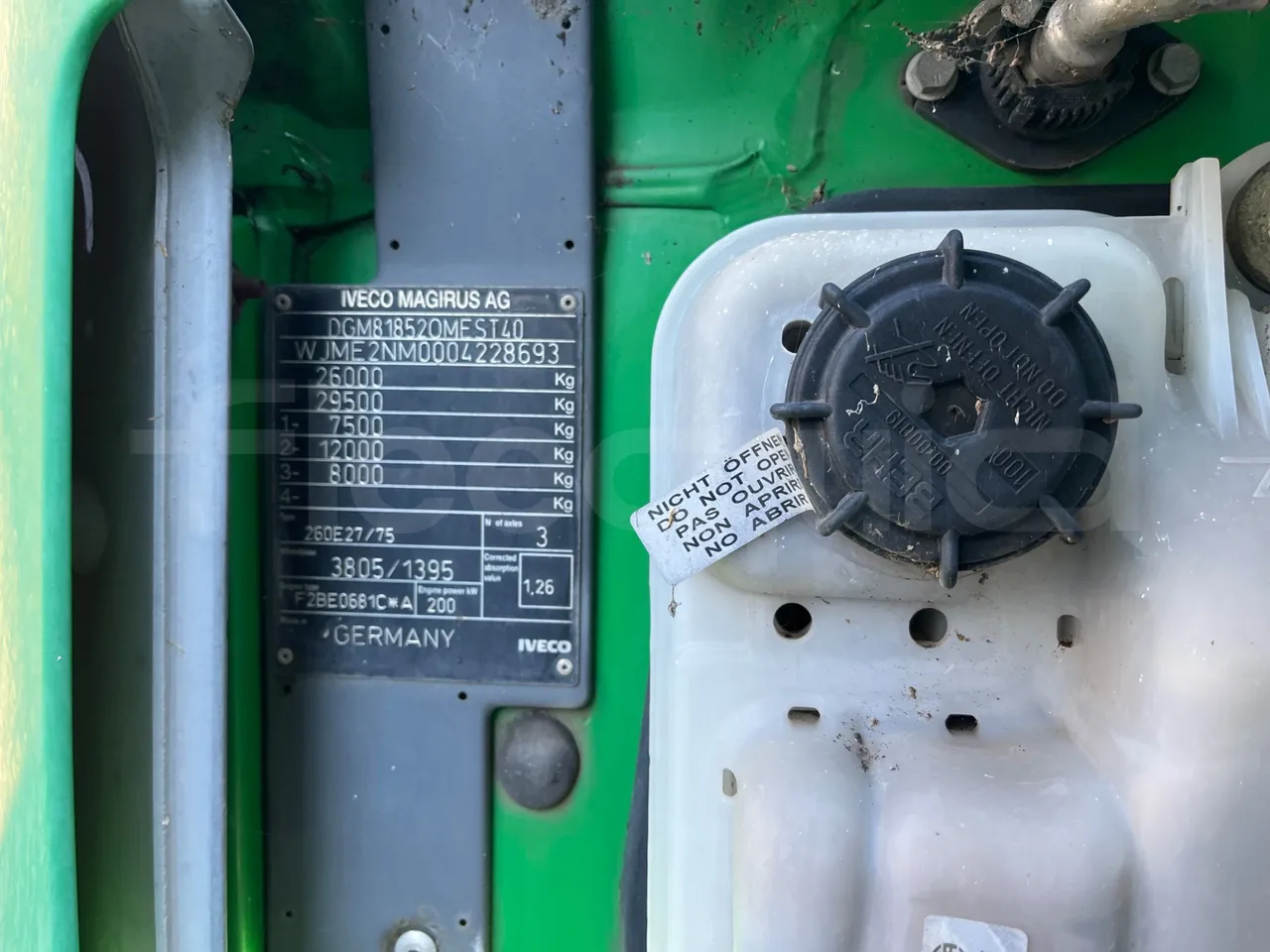 Iveco Magirus 260E27 75 - Euro2 - 200kW - 9.160mt - chassis VIN photo
