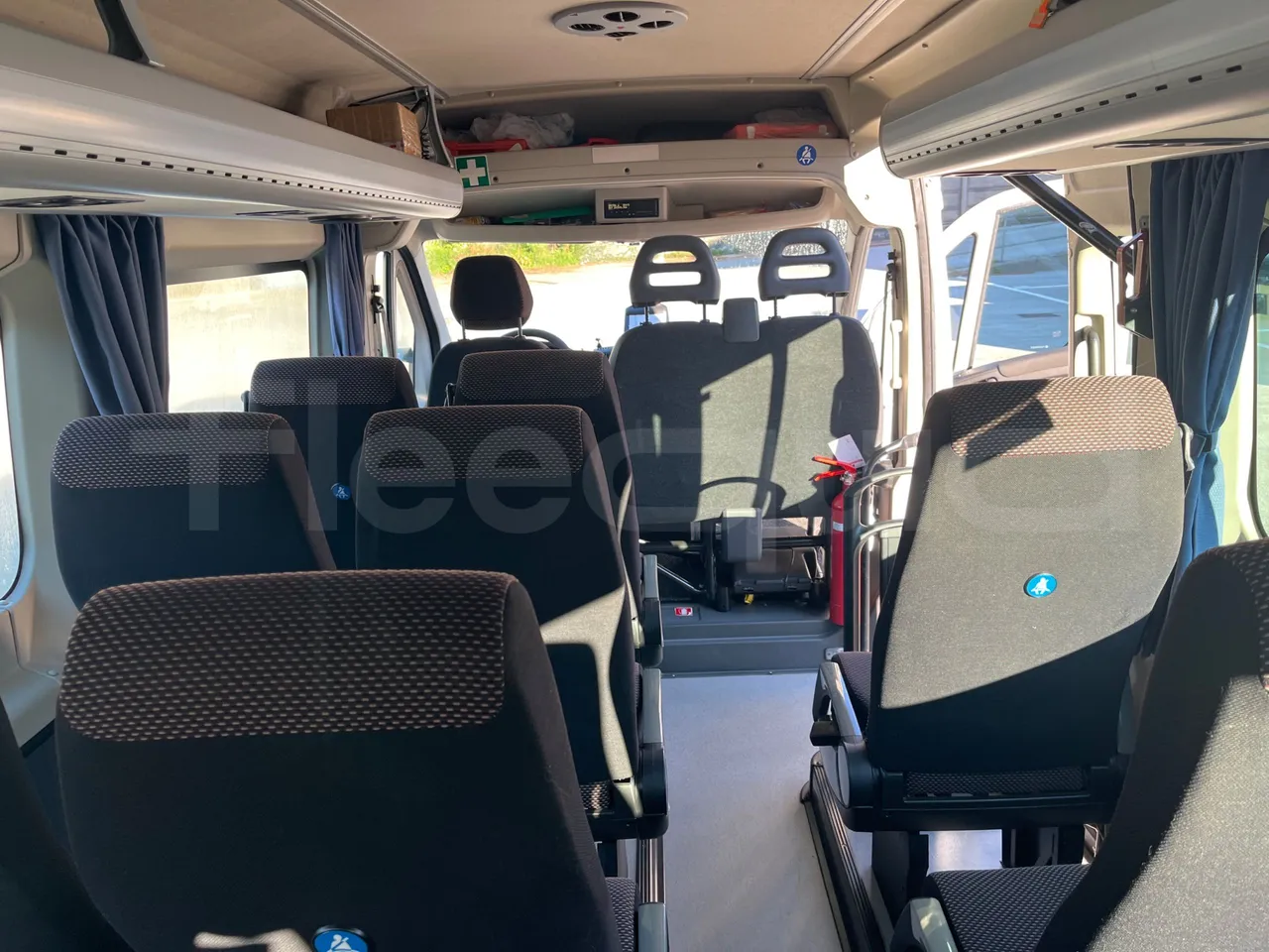 Citroën Jumper Y - EUR5 - 115kW - 6.363m - forward view all seats last row height