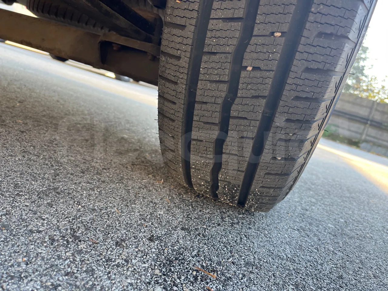 Citroën Jumper Y - EUR5 - 115kW - 6.363m - tread condition second axle tires left