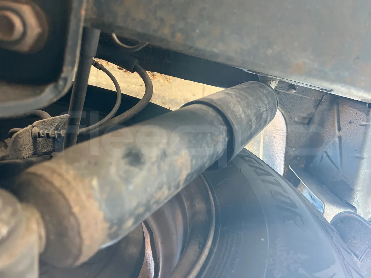 Citroën Jumper Y - EUR5 - 115kW - 6.363m - axle 2 shock absorbers 2 left