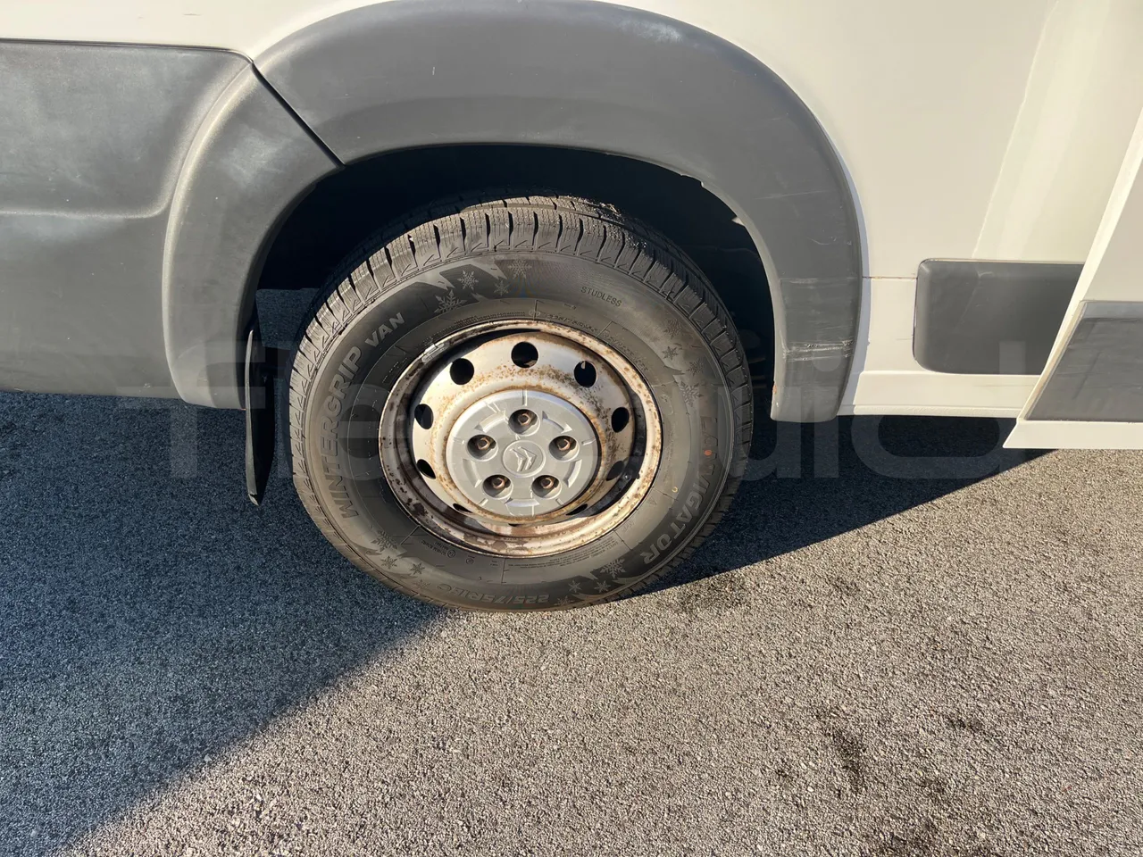 Citroën Jumper Y - EUR5 - 115kW - 6.363m - rear left tire photo