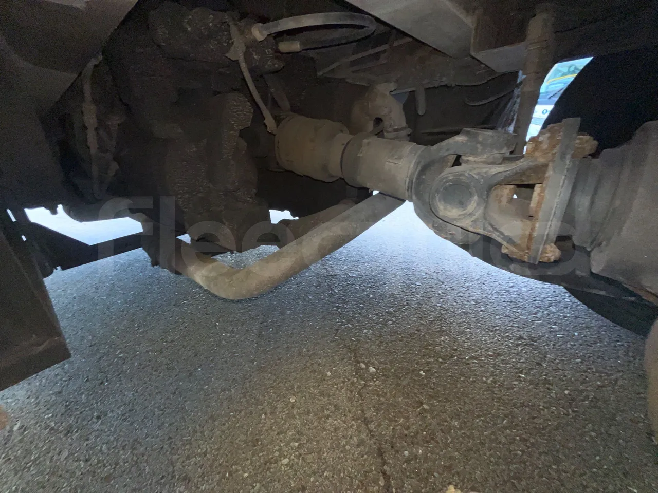 Mercedes-Benz Sunsundegui - driveshaft photo