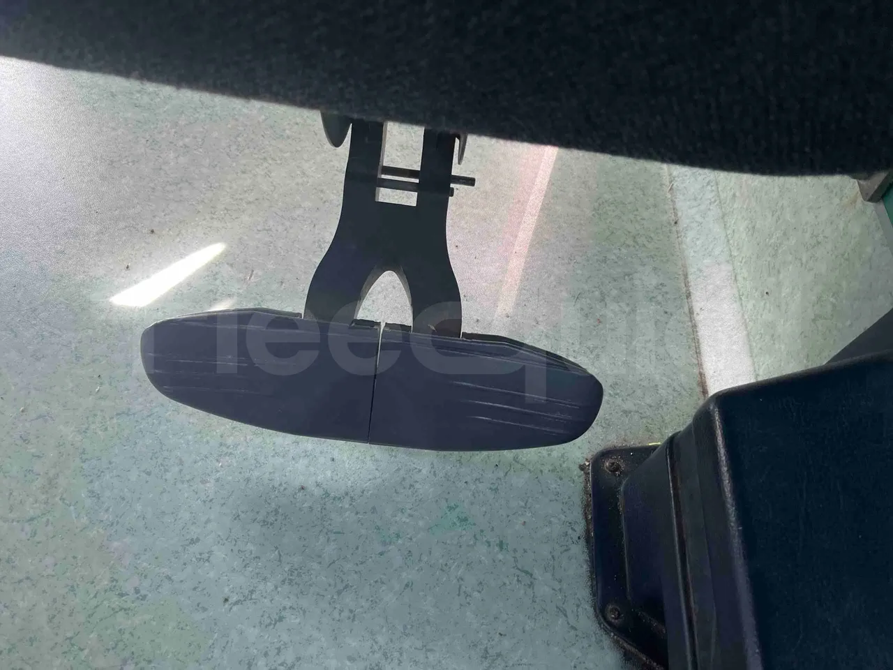 Mercedes-Benz Sunsundegui - footrest detail photo