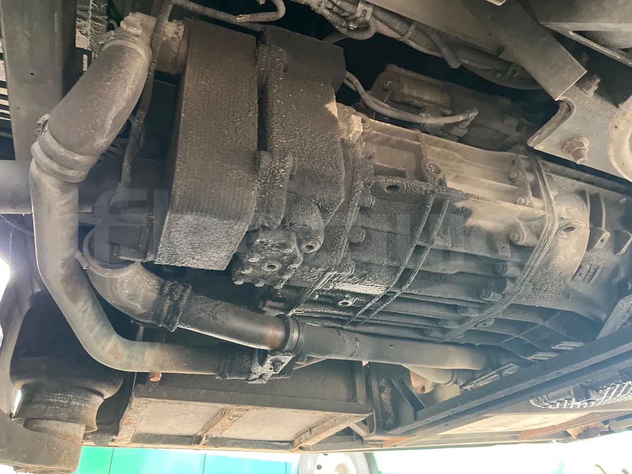Mercedes-Benz Sunsundegui - gearbox photo