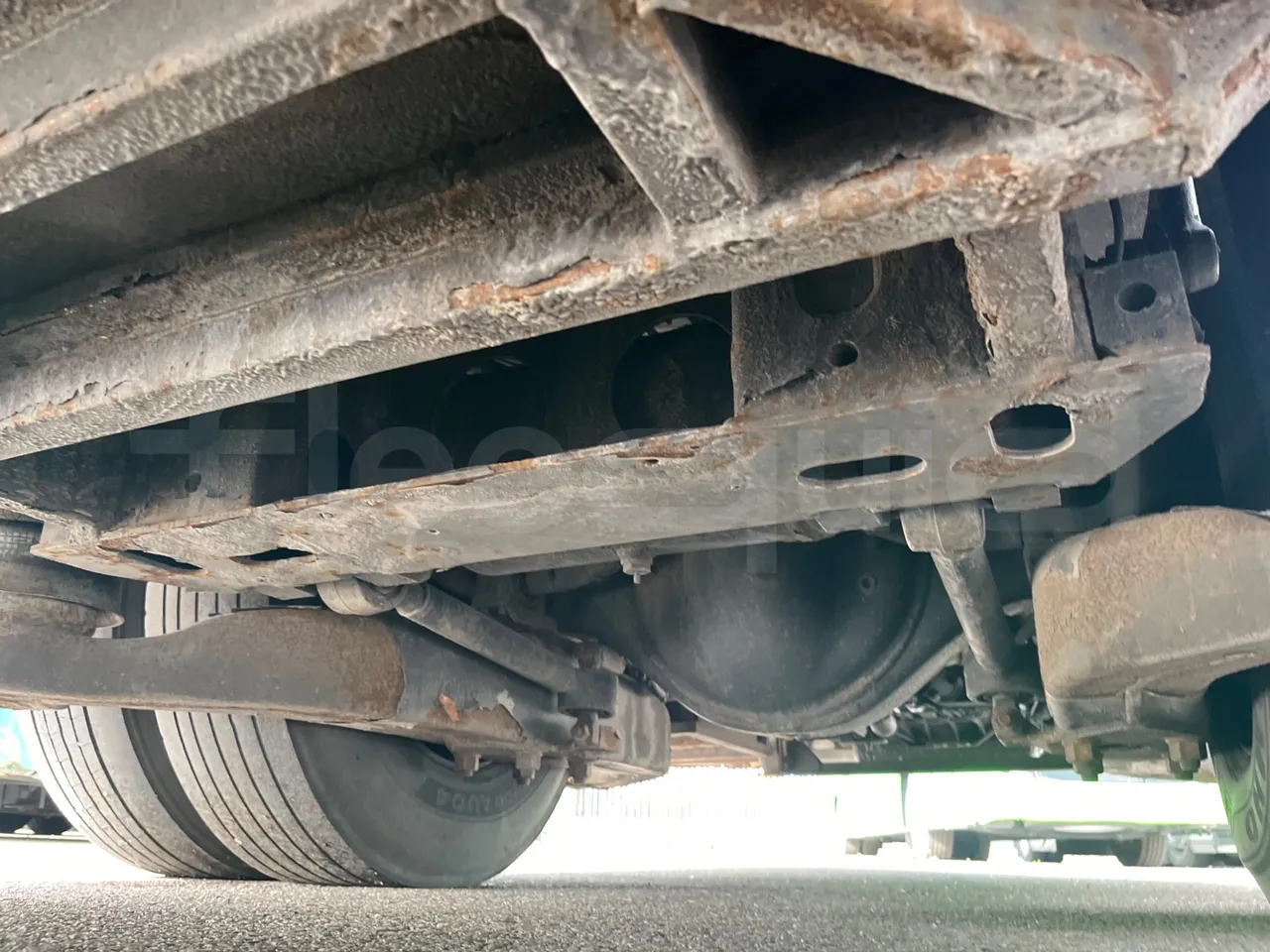 Mercedes-Benz Sunsundegui - axle 3 central